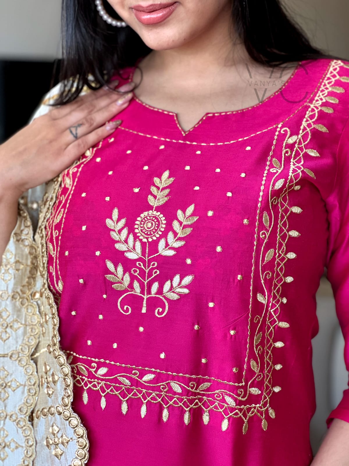 Elegant Silk Suit Set with Tassel Lace Dupatta