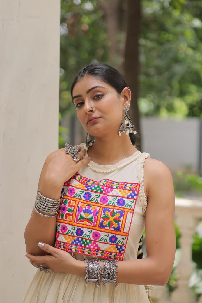 Off-White Embroidered Navratri Gown – Kora Cotton, 8M Flair | 2025 Festive Collection