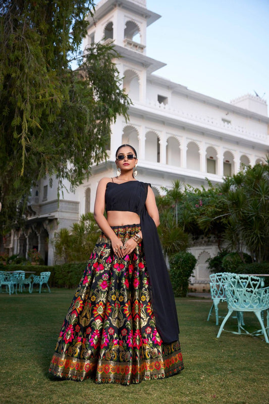 Banarasi Silk Lehenga Choli with Dupatta – Stitched Blouse, Wedding Wear