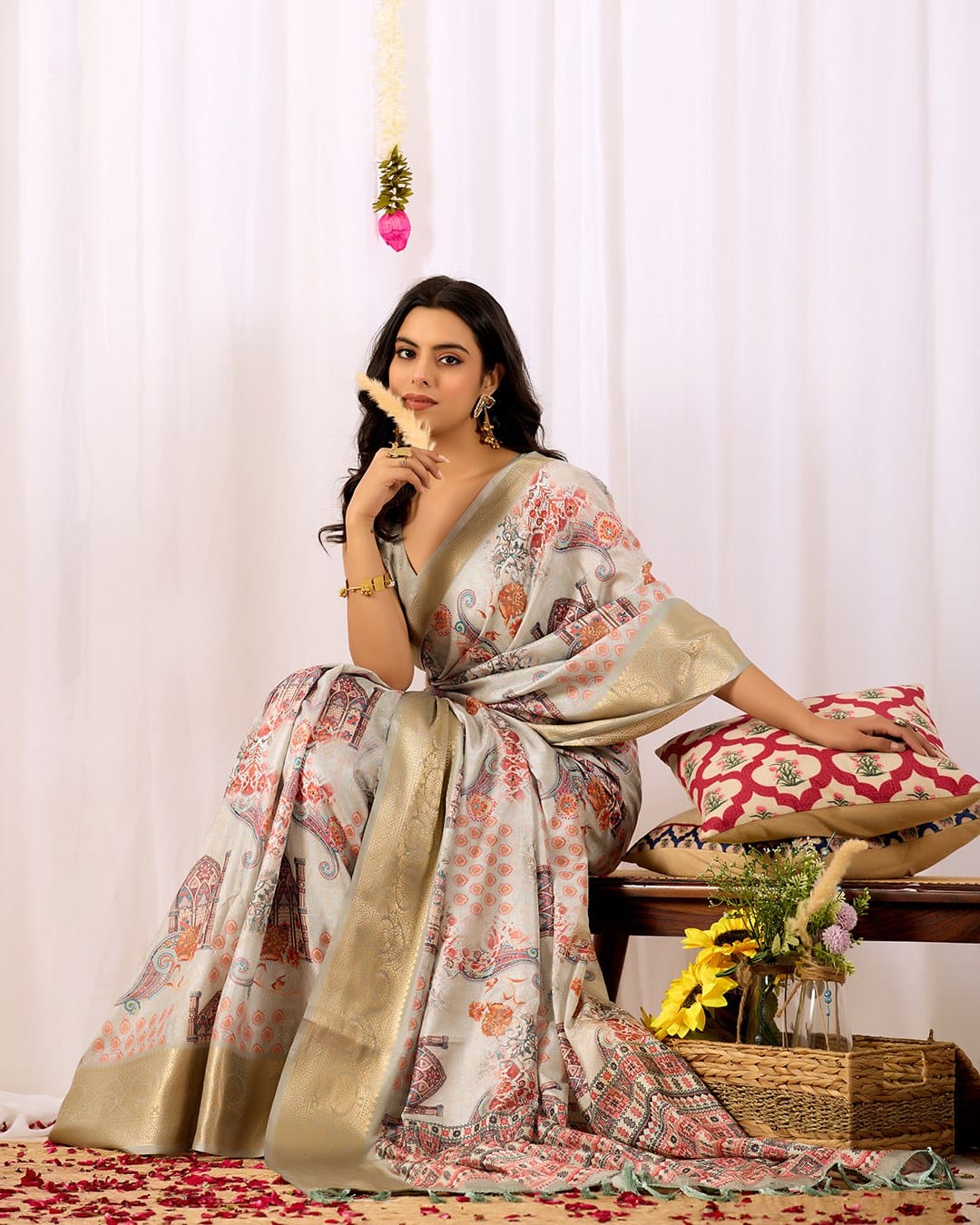 Lichi Silk Saree in royal ethnic motifs