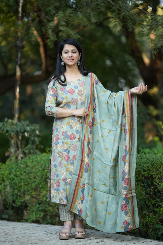 Muslin Floral Print Three-Piece Suit – Full Set View