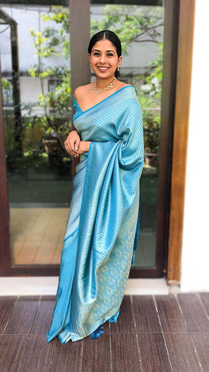 Elegant Jacquard Work Saree for Women
