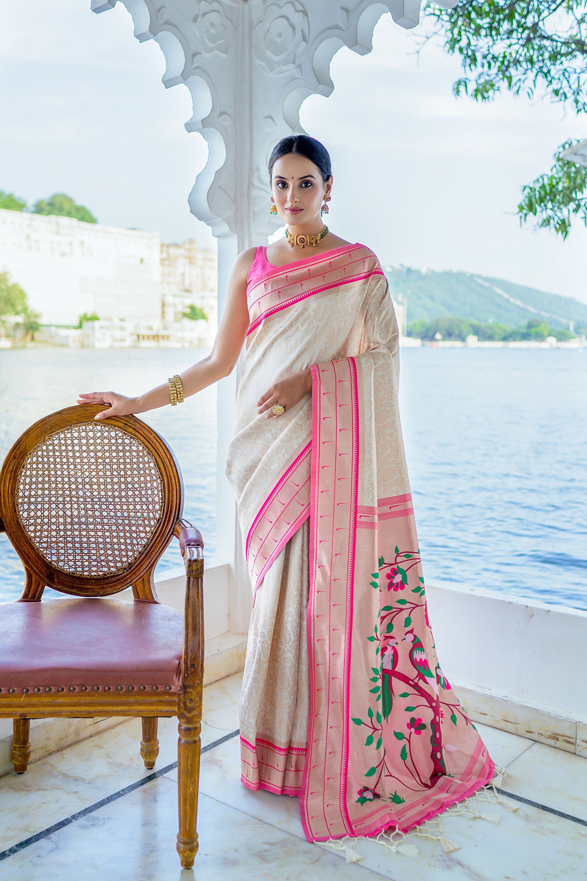 Kanchipuram Paithani Silk Saree with Contrast Border and Rich Paithani Pallu