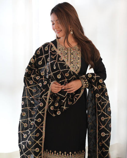 Embroidered Vichitra Silk Kurta with Dupatta – Close-Up