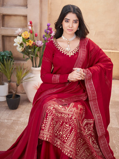 Elegant Salwar Suit for Women – Close-Up Design