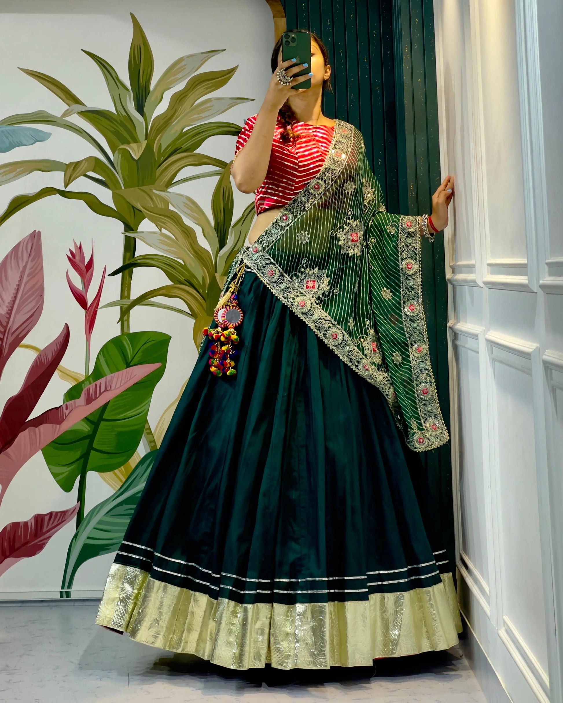 Vintage Gamthi Work Lehenga Choli – Pure Cotton with Heavy Gotta Borders Tijori Threads