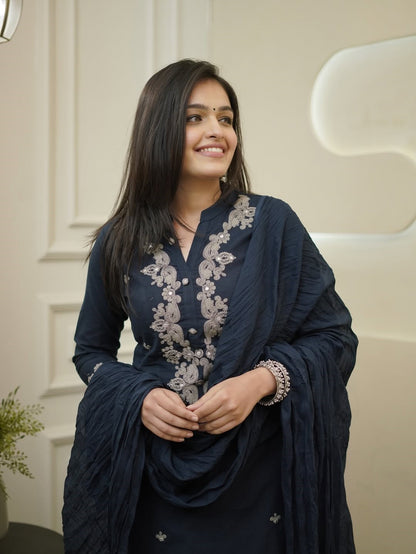 Premium ethnic wear kurta set for women