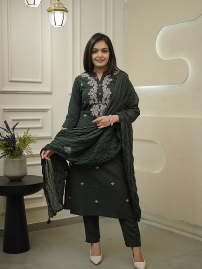 Rayon Slub embroidered kurta set with Chanderi dupatta