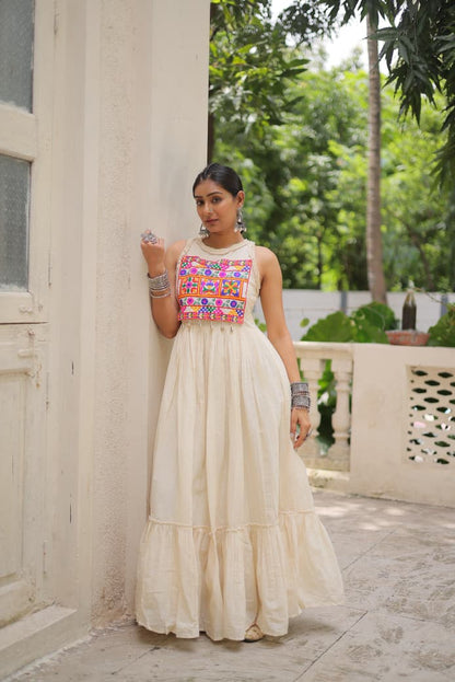 Off-White Embroidered Navratri Gown – Kora Cotton, 8M Flair | 2025 Festive Collection