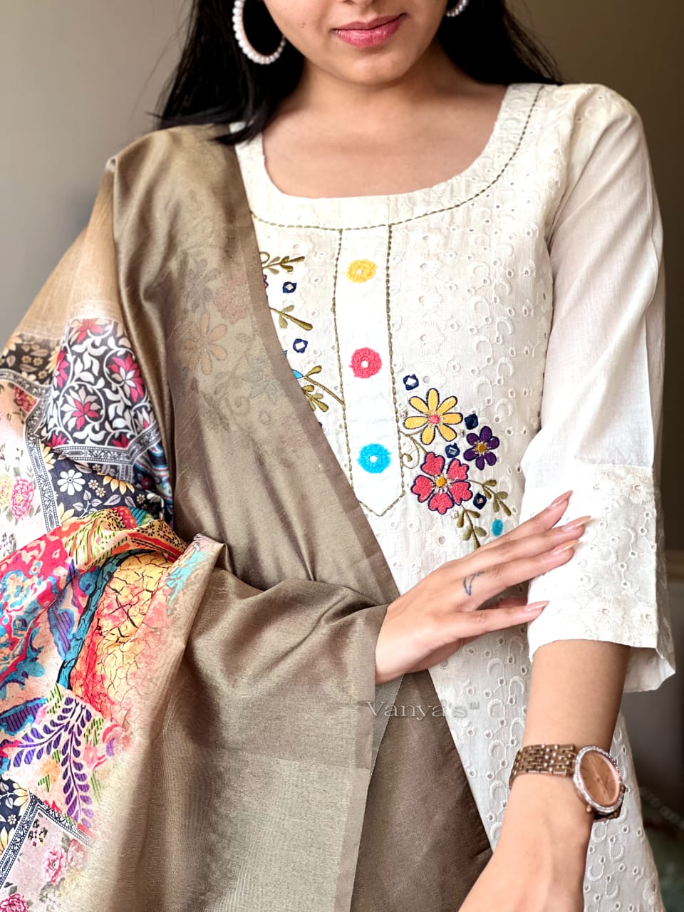 Hand-Embroidered Cotton Chikankari Kurta for Women
